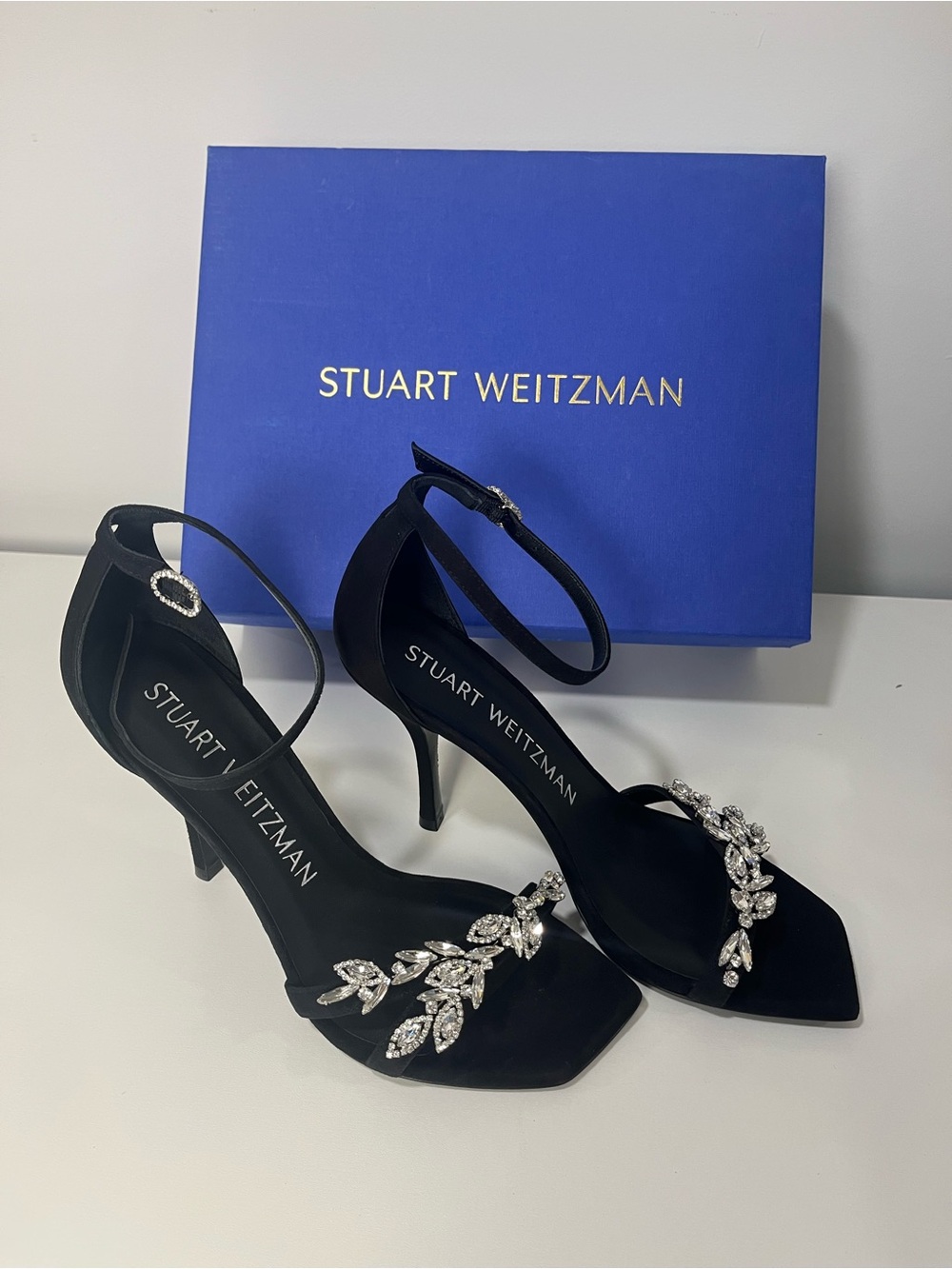 Stuart Weitzman Nudist Vow 100mm Suede Sandals - Picture 3 of 9